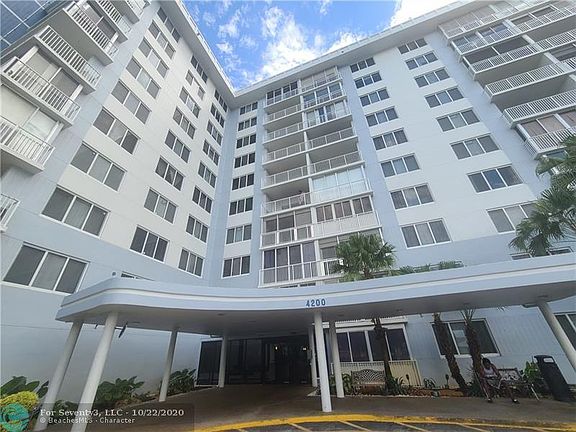 2nd image of 4200 Hillcrest Dr APT 212