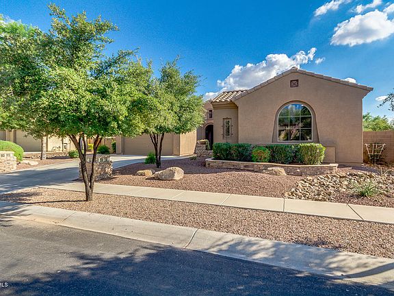 3rd image of 3111 E Tonto Dr