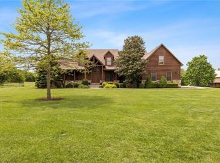 8980 Rowen Rd, De Soto, KS 66018