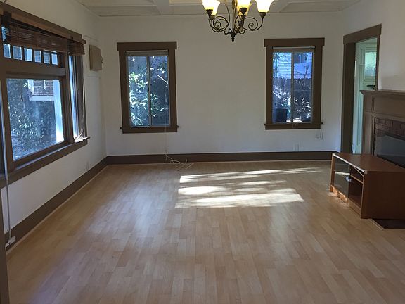 2nd image of 1700 S Marguerita Ave