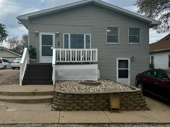 211 Belsley St, South Pekin, IL 61564