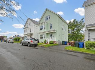 105 Andrews St, Fall River, MA 02724