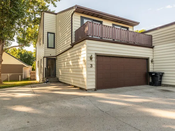 1917 E Capitol Ave #3, Bismarck, ND 58501