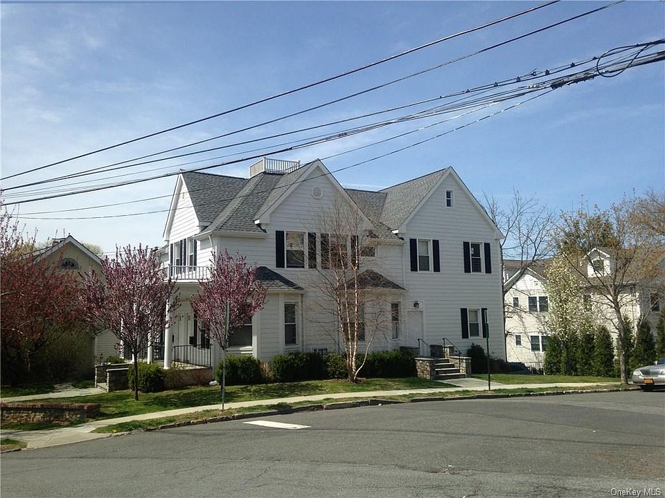 1st image of 45 Underhill St #2
