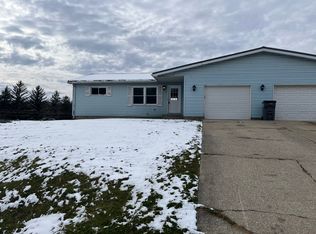 2949 E Joshua Dr, Warsaw, IN 46580