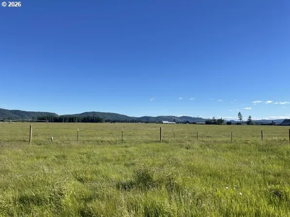 425 S 1st St, Glenwood, WA 98619