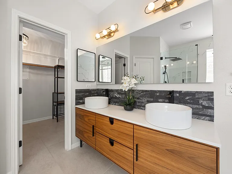 4323 Angelico Ln — Photo 18