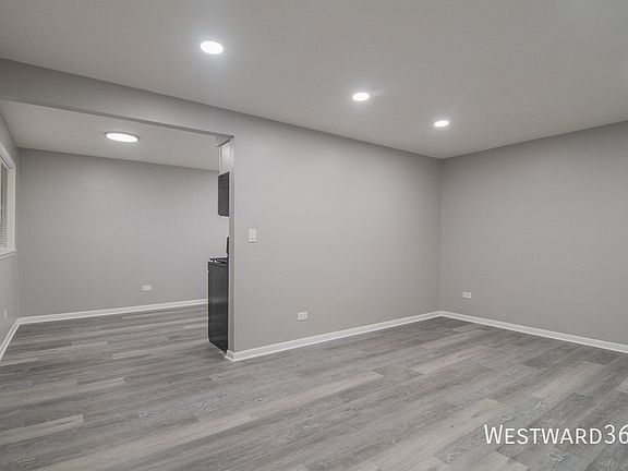4th image of 3249 S Keeler Ave #Gw