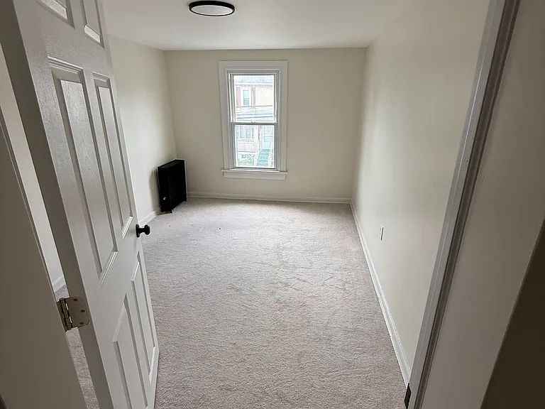 425 W Grace St — Photo 11