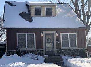 1210 Grove St, Oshkosh, WI 54901