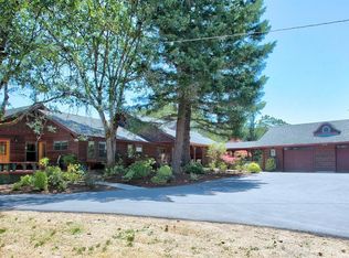 1160 Wildflower Dr, Merlin, OR 97532
