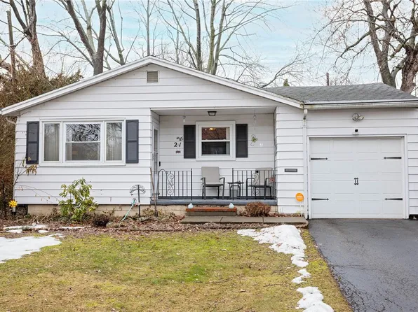 21 Netherton Rd, Rochester, NY 14609