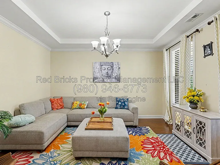 747 Coralbell Way — Photo 13