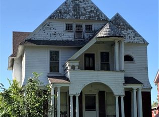 546 N Chambers St, Galesburg, IL 61401