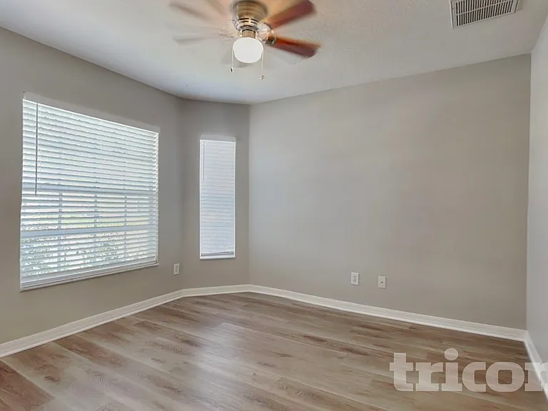 31333 Heatherstone Dr — Photo 10