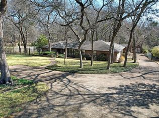 1556 N Cedar Hill Rd, Cedar Hill, TX 75104