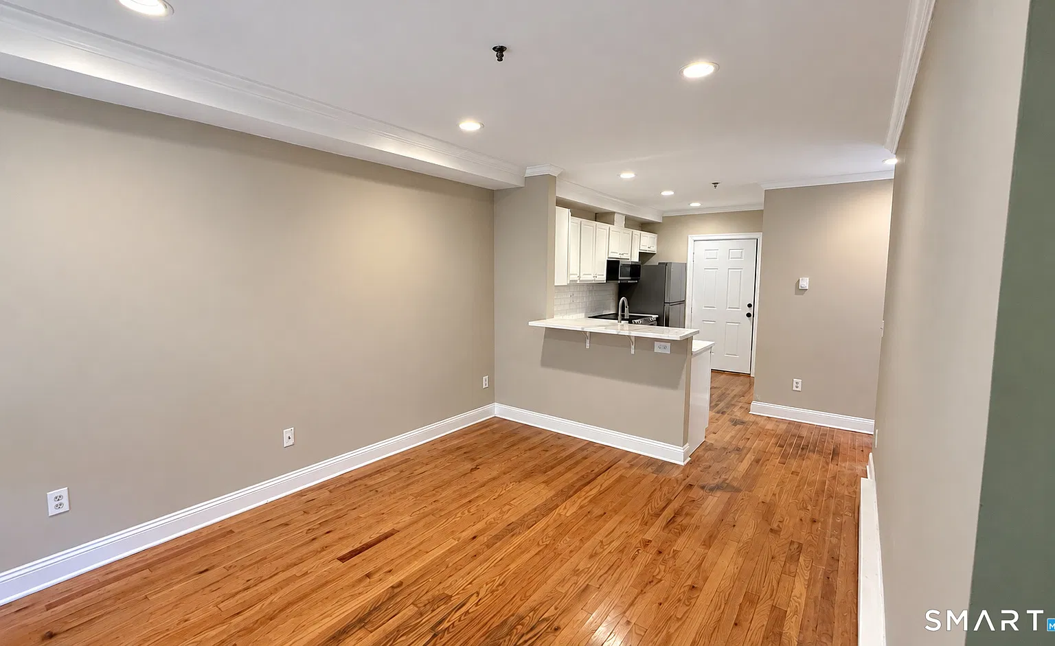 1 bed, 1.0 bath, 500 sqft, $2,000 — Photo 4
