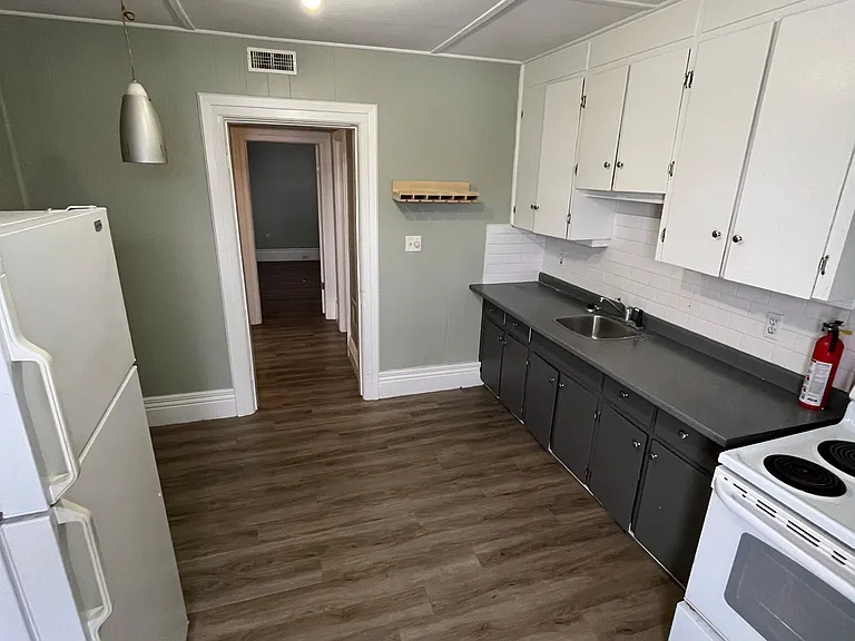 57-2 Broadway St #55 — Photo 8