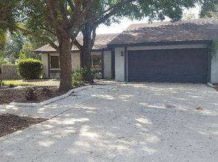 735 Climate Dr, Brandon, FL 33511