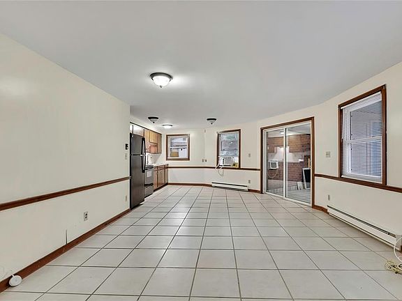 5th image of 7830 Butler Ave