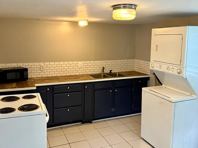 607 Broad St #GROUND FLOOR — Photo 2