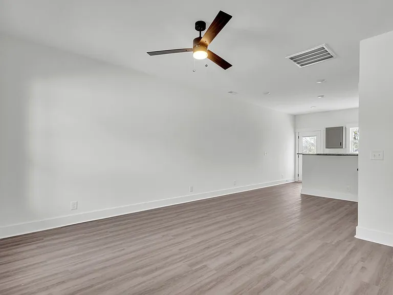 3850 Jockey Dr — Photo 6