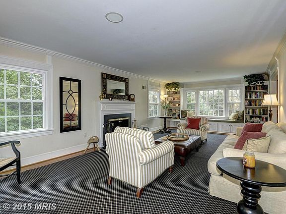 3rd image of 8000 Herb Farm Dr