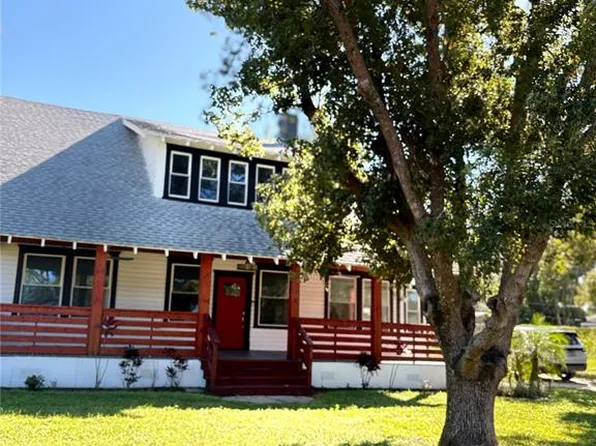 310 8th St N, Dundee, FL 33838