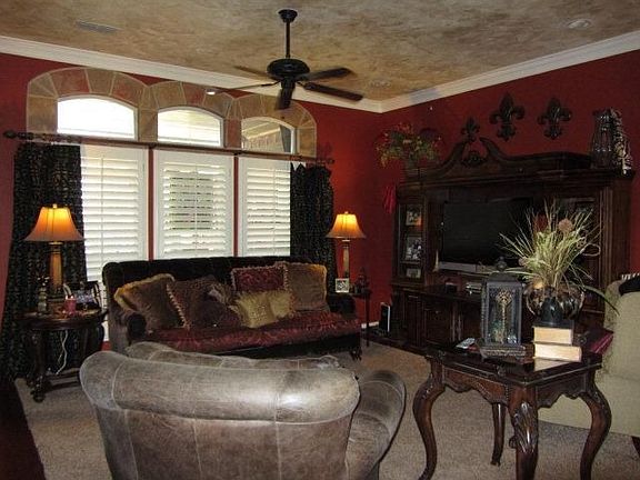 4th image of 1904 Gladewood Dr