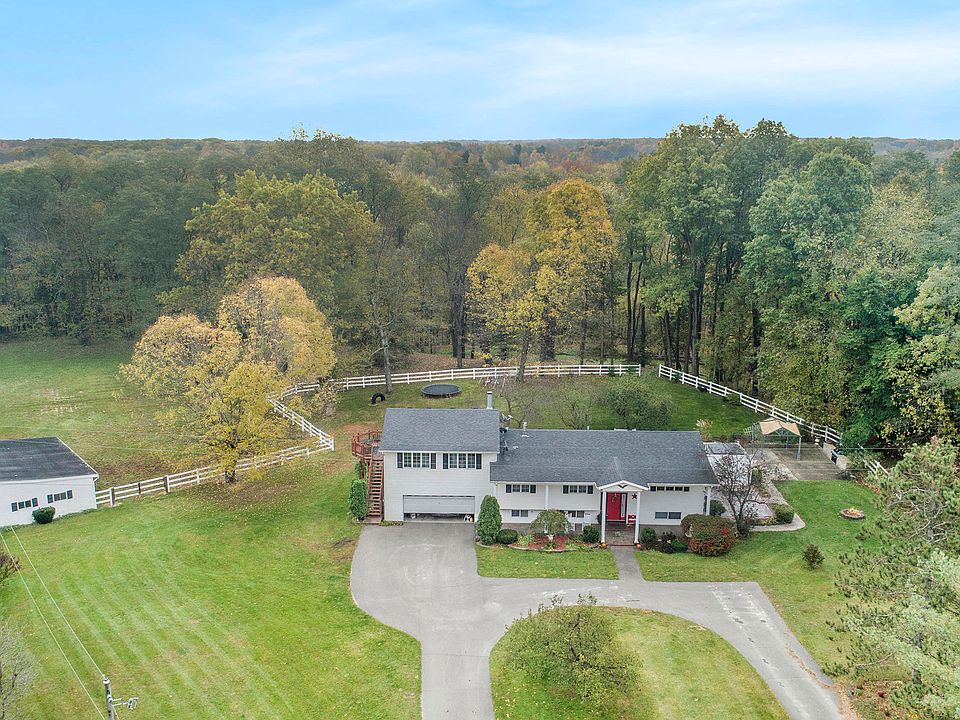 1st image of 10708 Walnut Dr