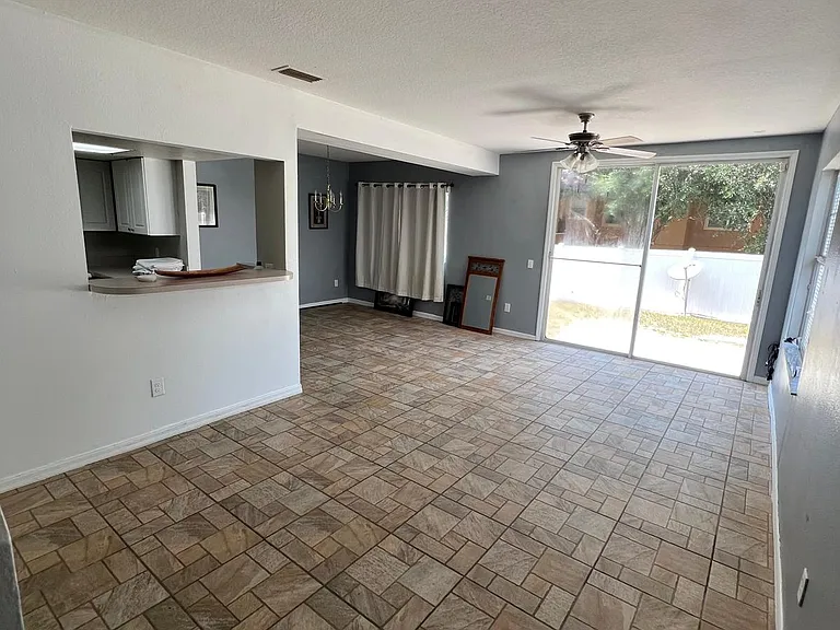731 Caribbean Dr #A — Photo 6