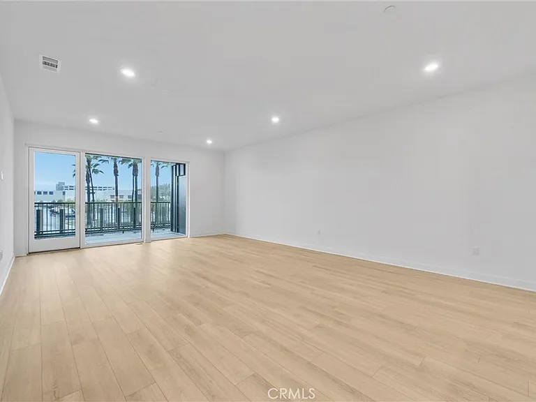 2205 Rivington — Photo 27