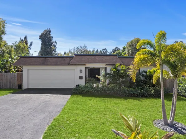 486 NW 1st St, Boca Raton, FL 33432