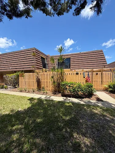 2210 22nd Ln Photo 1