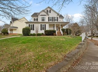 19302 Ruffner Dr, Cornelius, NC 28031