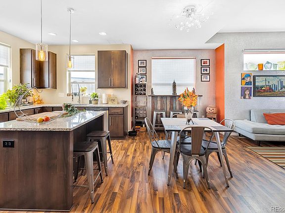 5th image of 4908 Valentia Ct