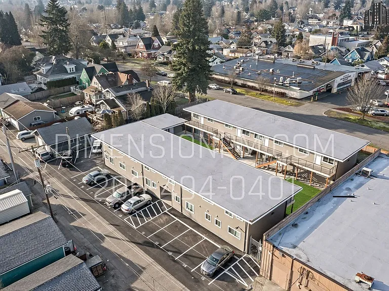 Lincoln Flats — Photo 35