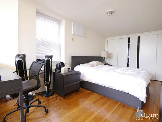 Rented by (Legacy) NY Quality Living Uptown | media 12