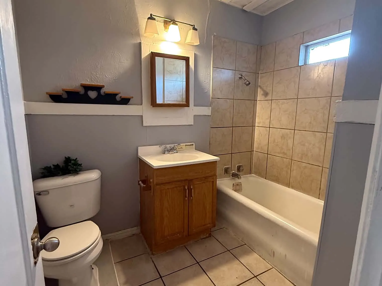2 bed, $845 — Photo 4