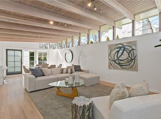 136 Highland Rd, Scarsdale, NY 10583