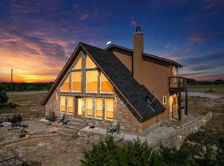 2020 Bluff Creek Dr, Strawn, TX 76475