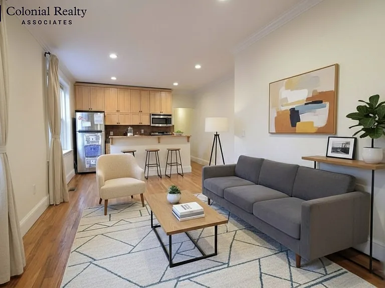 79 Thatcher St #207 — Photo 2