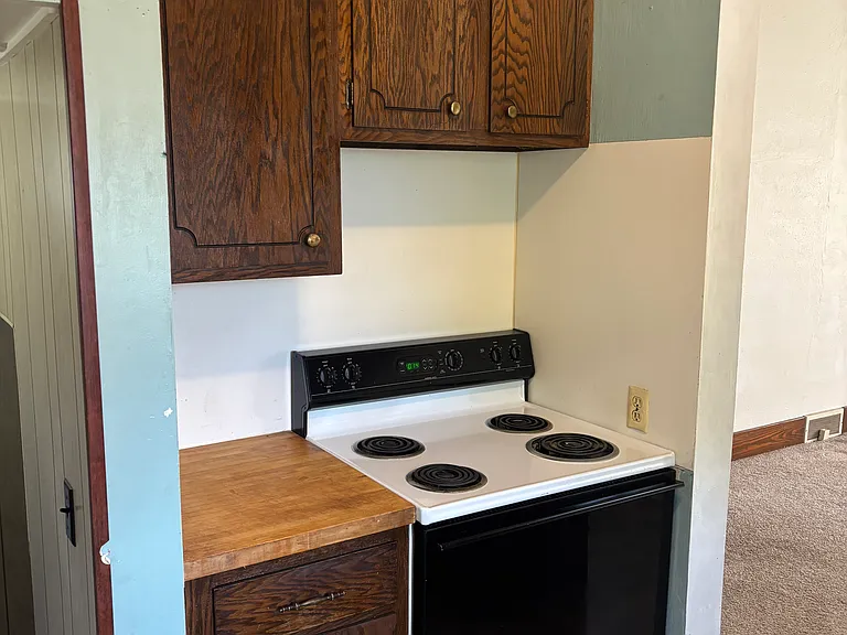 200 N Main St — Photo 3