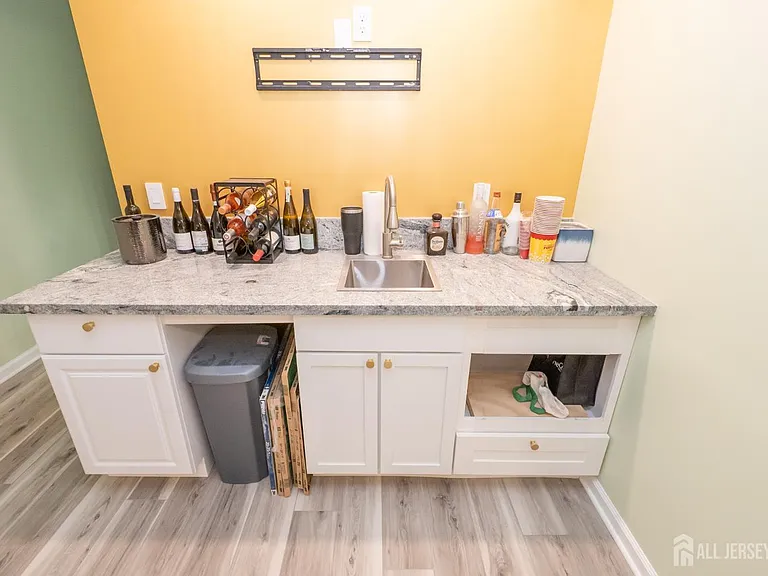 3 Bauer Ln — Photo 16