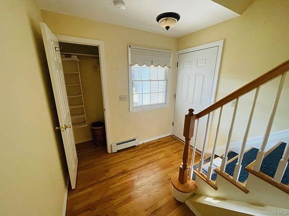 3rd image of 86 Krispin Ln