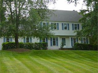 16 Bennington Rd, Annandale, NJ 08801