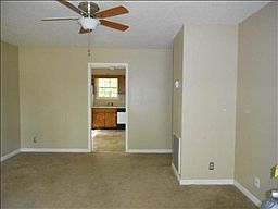 5th image of 779 Spees Dr