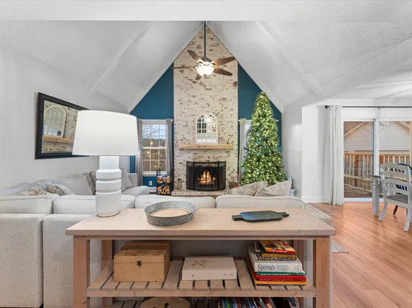 2151 Berkshire Ln, Murfreesboro, TN 37129