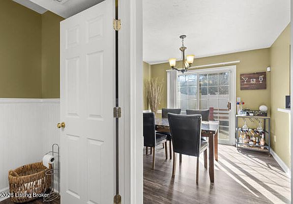 3rd image of 1214 Westlynne Way