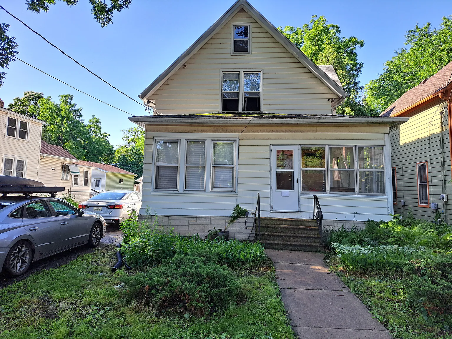 Studio, 400 sqft, $1,050 — Photo 2